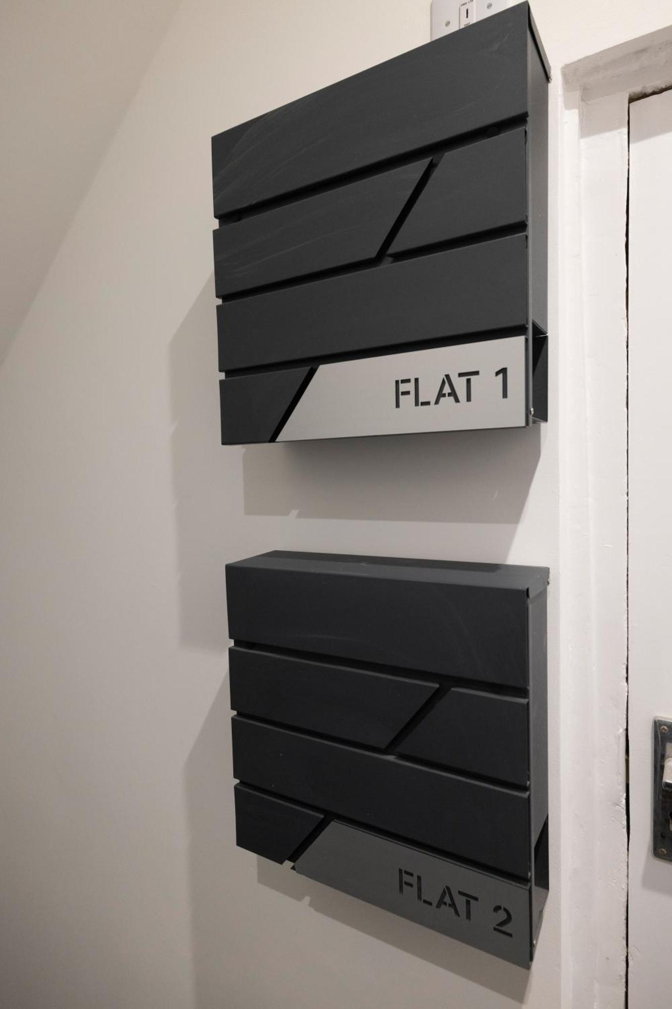 Apartment Modern 2 Bed In Town Centre *