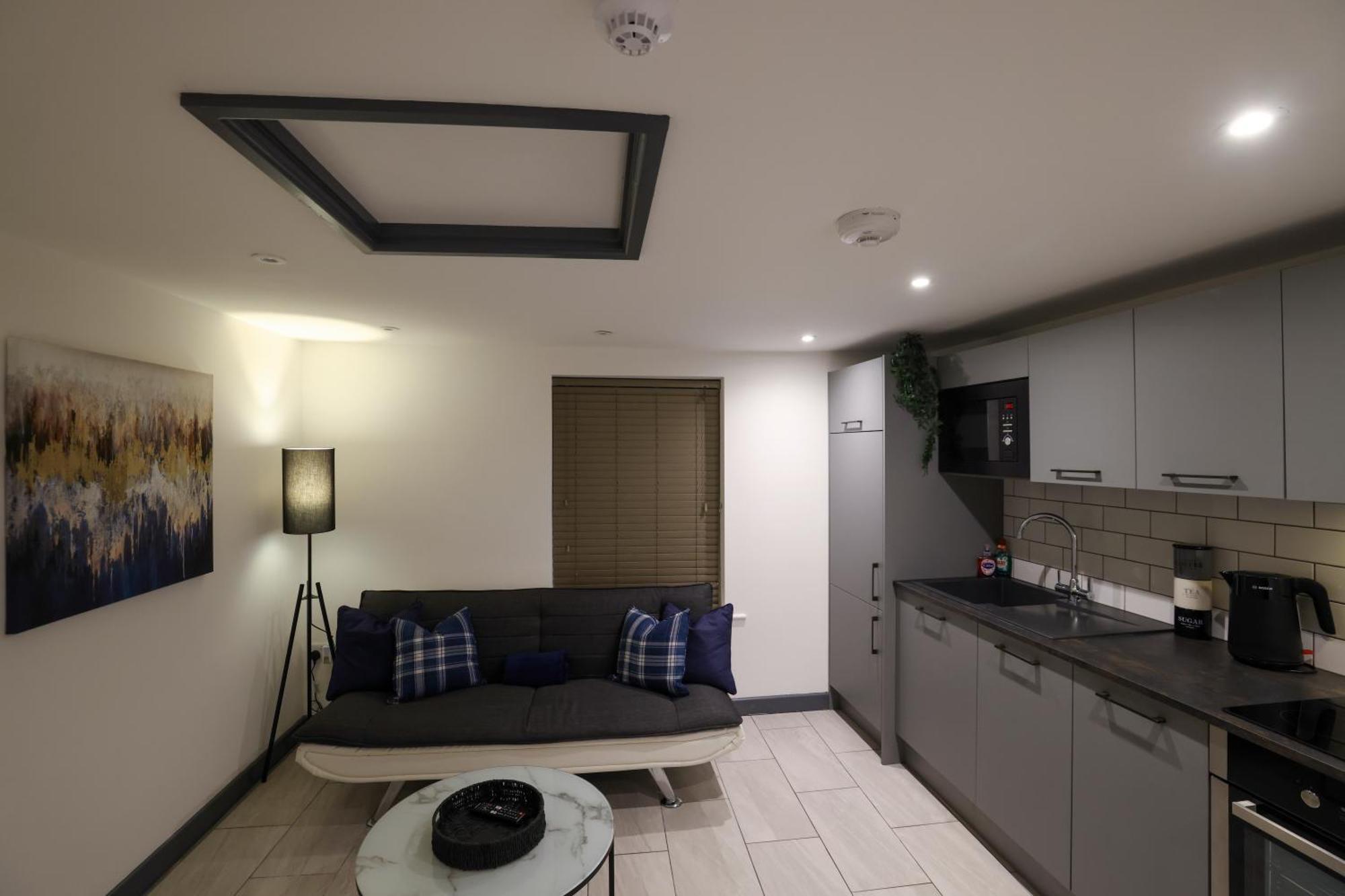 Apartment Modern 2 Bed In Town Centre